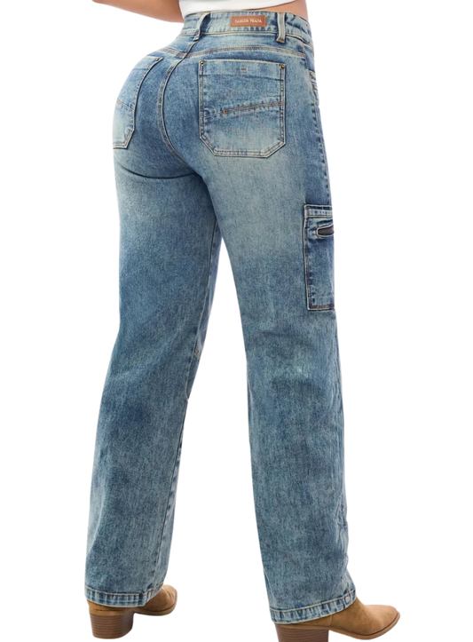 Mid-Rise Straight-Leg Cargo Jeans