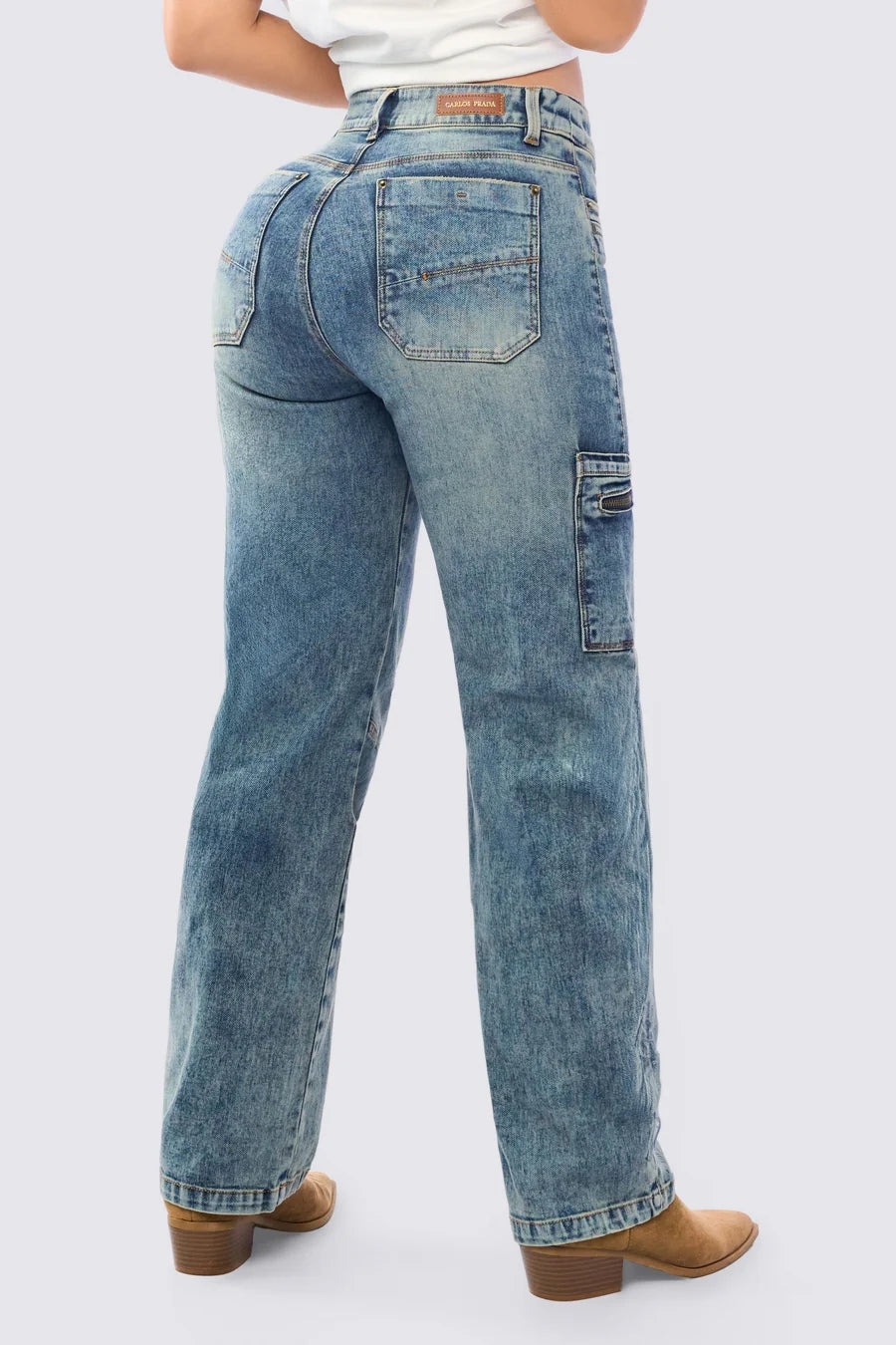 Mid-Rise Straight-Leg Cargo Jeans