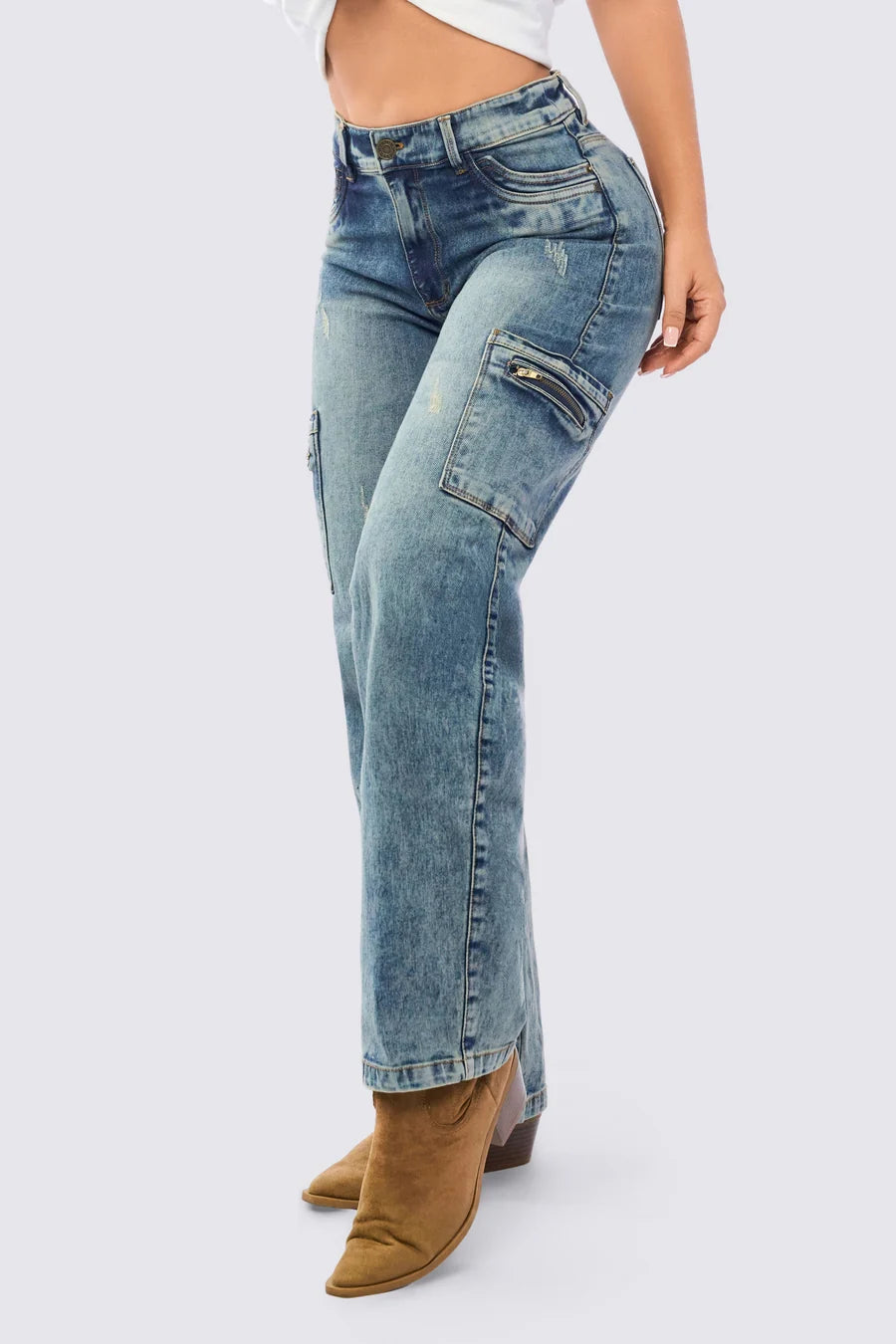 Mid-Rise Straight-Leg Cargo Jeans