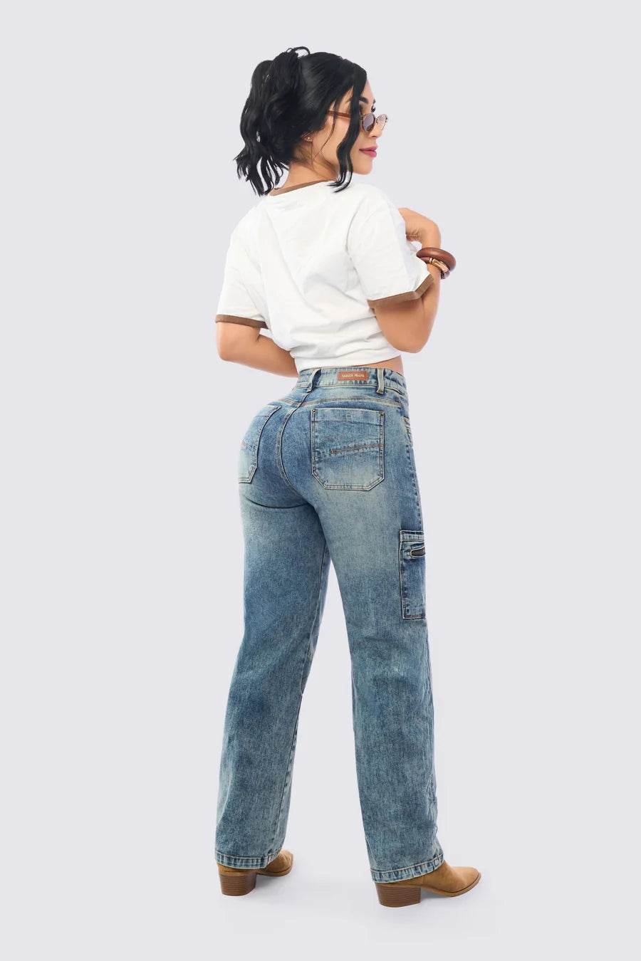Mid-Rise Straight-Leg Cargo Jeans